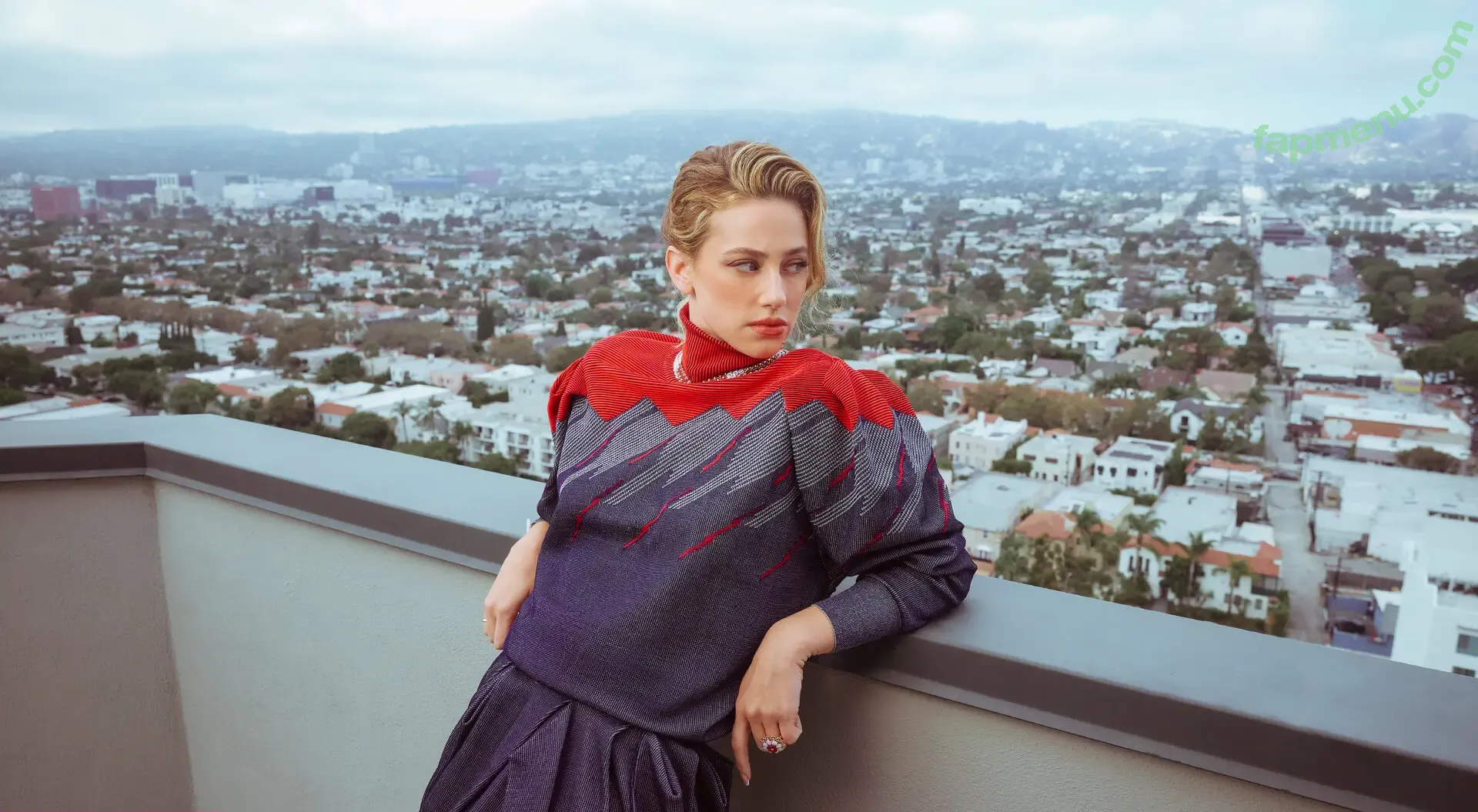 Lili Reinhart nude photo #1421 (Unpublished Photos / lilireinhart)