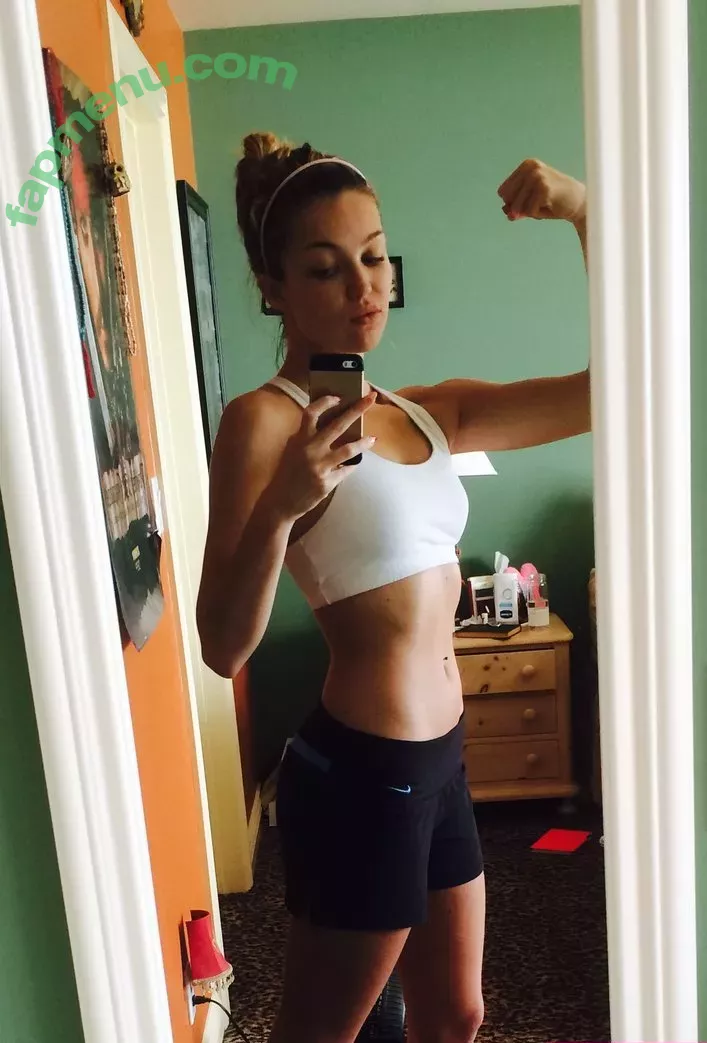 Lili Simmons nude photo #0021 (jasminesimmons / liliflower33)