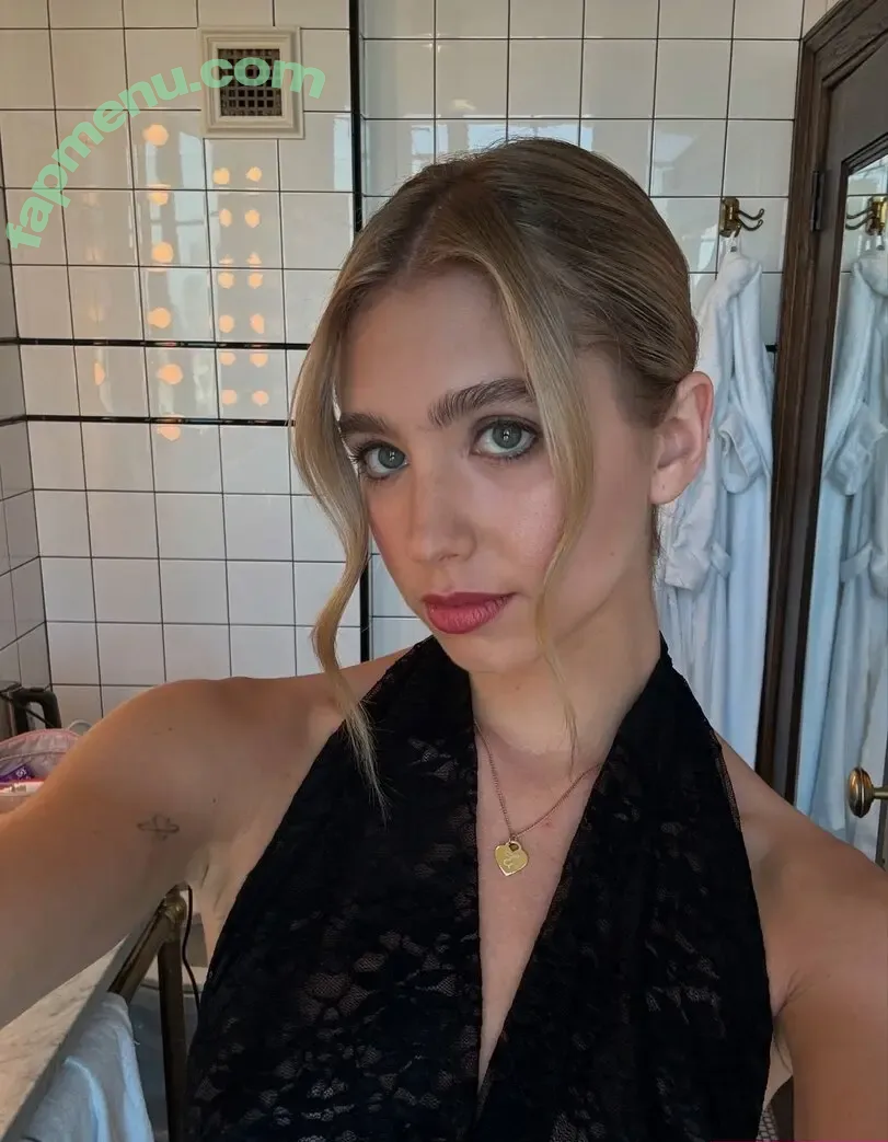 Lilia Buckingham nude photo #0072 (lilia)