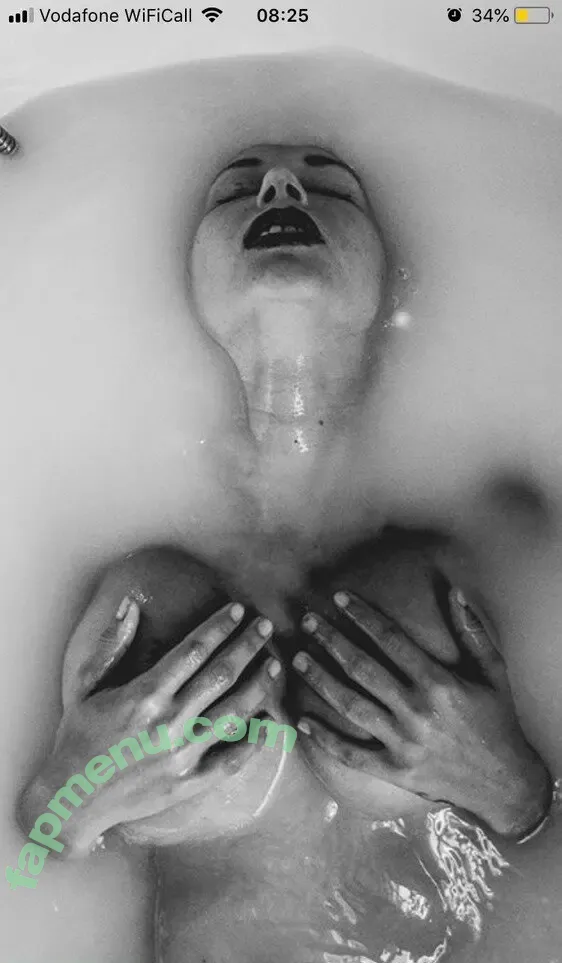 Liliana Krupa nude photo #0021 (Lena K / lilikrupamusic)