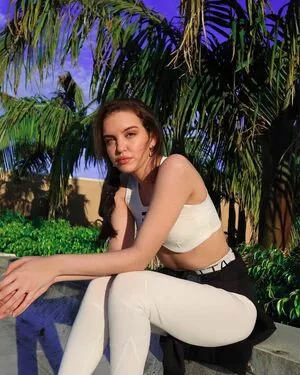 Lilimar Hernandez / iamlilimar / marieli18h nude photo #0002