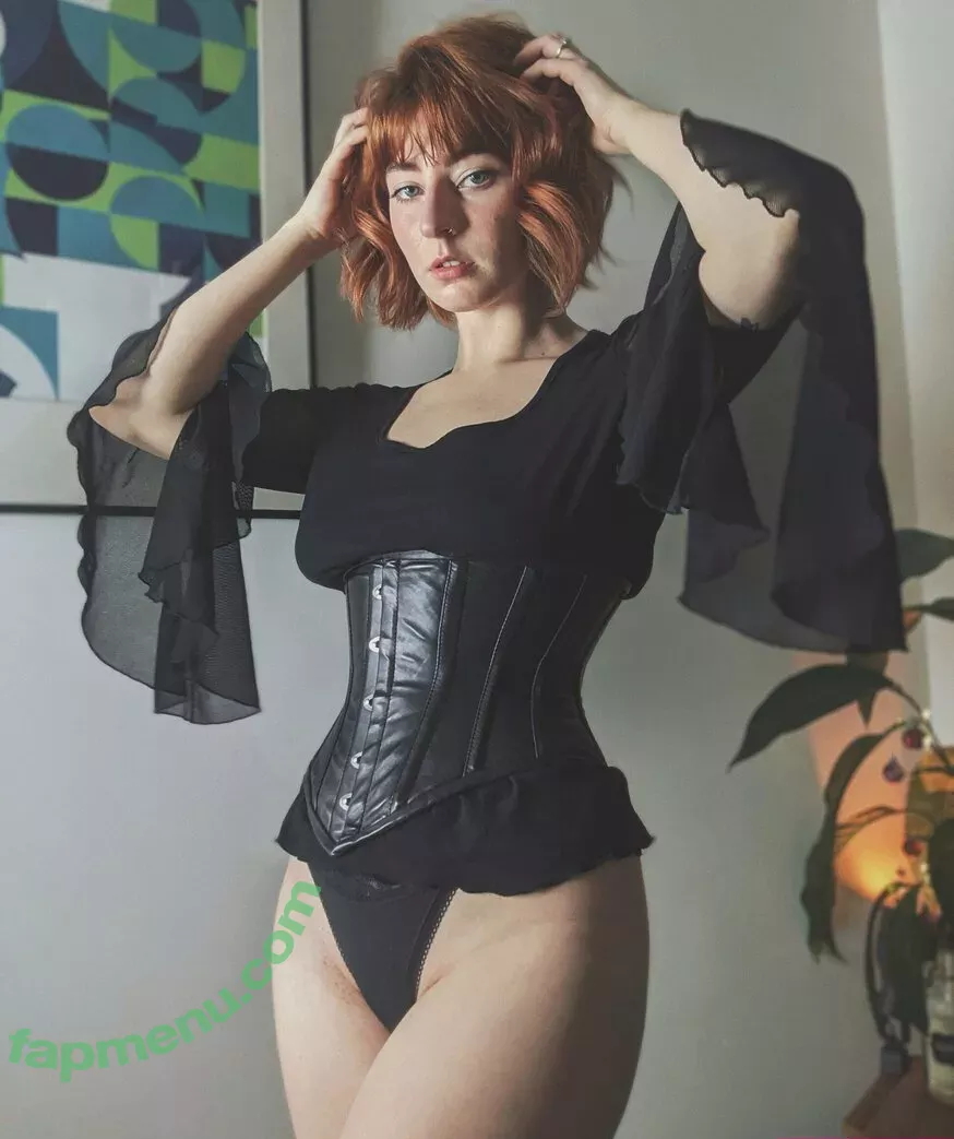 Lilith Softnspooky nude photo #0010 (soft_n_spooky / softnspooky)