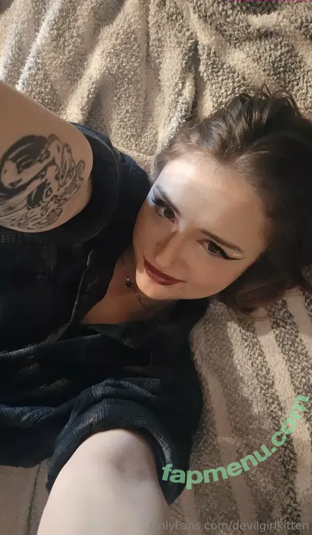 lilith.unbound nude photo #0021 (lilith_unbound)