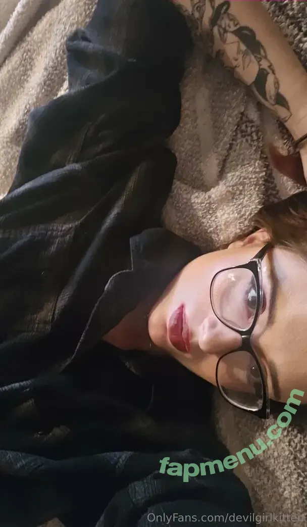 lilith.unbound nude photo #0025 (lilith_unbound)