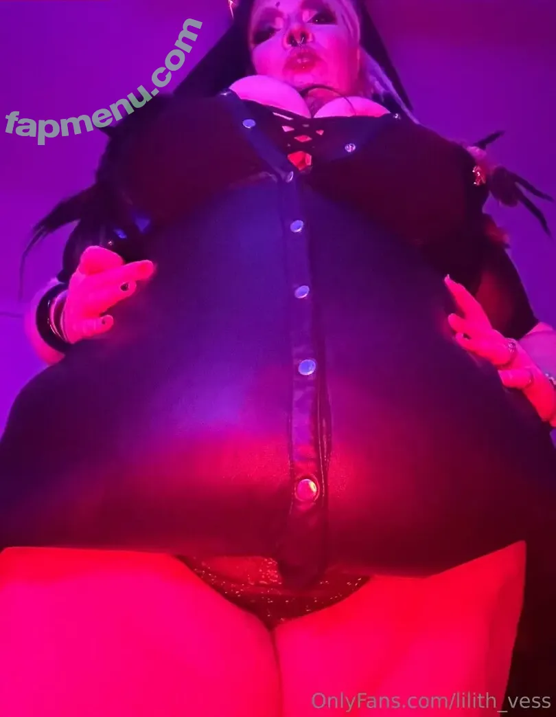 lilith_vess nude photo #0009 (lilith_vess)