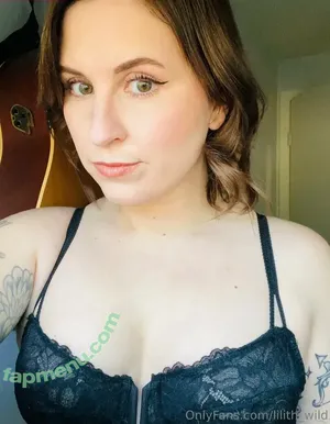  nude photo #0002