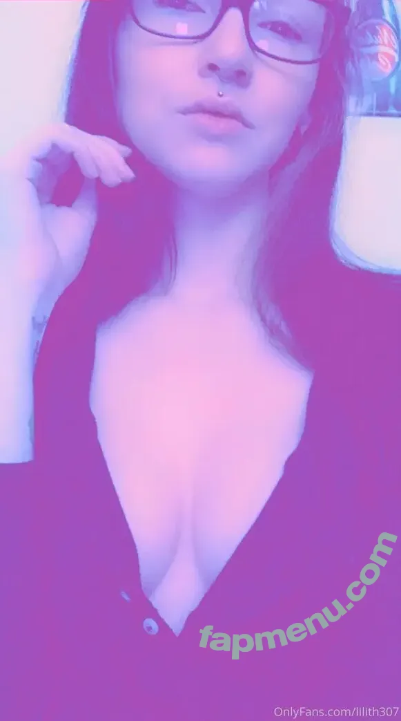 lilith307 nude photo #0001 (liliththevampire)