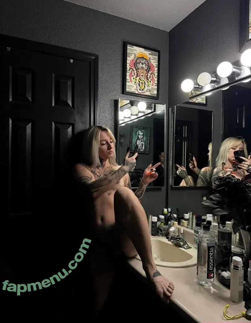 lilithsnoir nude photo #0001 (lilith_noir)