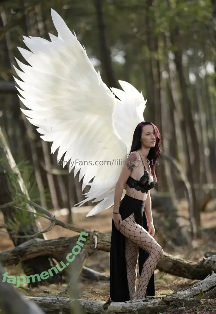 lilithx3391s nude photo #0012 (lilithx3391s)
