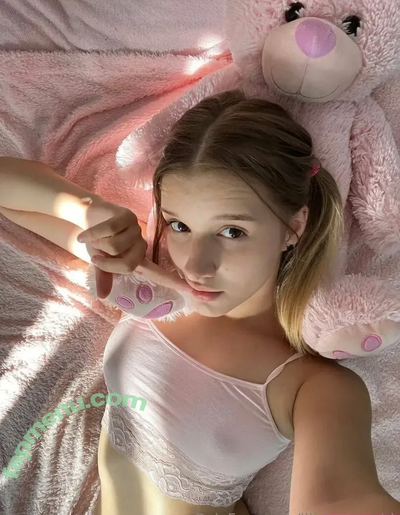 Liliybunnygirl nude photo #0093 (littlebunnygrl)
