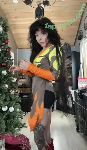 Liljellyshark nude photo #0022