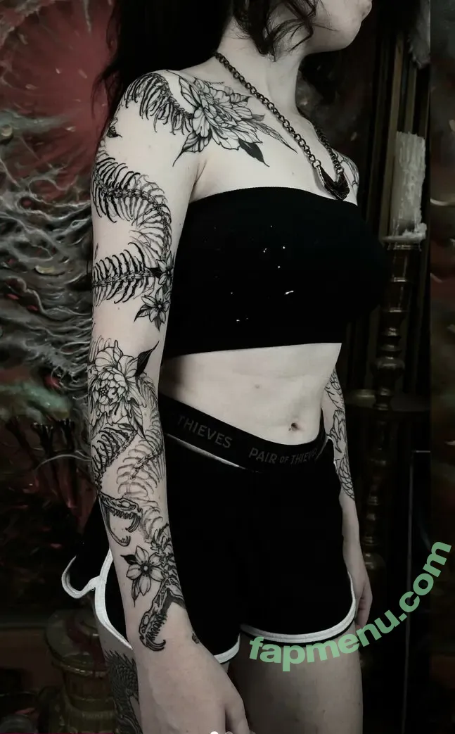 Liljellyshark nude photo #0029 (Liljellyshark)