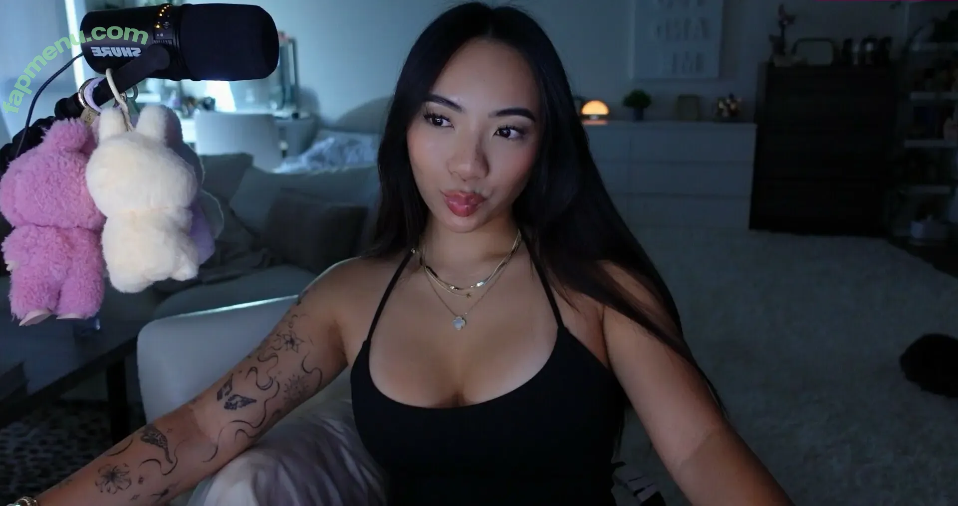 lilkasian nude photo #0063 (haleyy.nguyen / lil.jaz)
