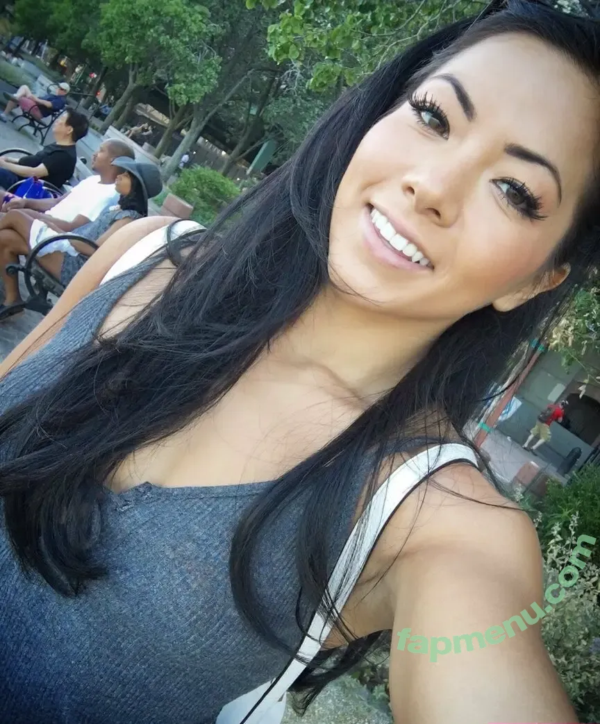 lilkymchii nude photo #0012 (lilkymchii)