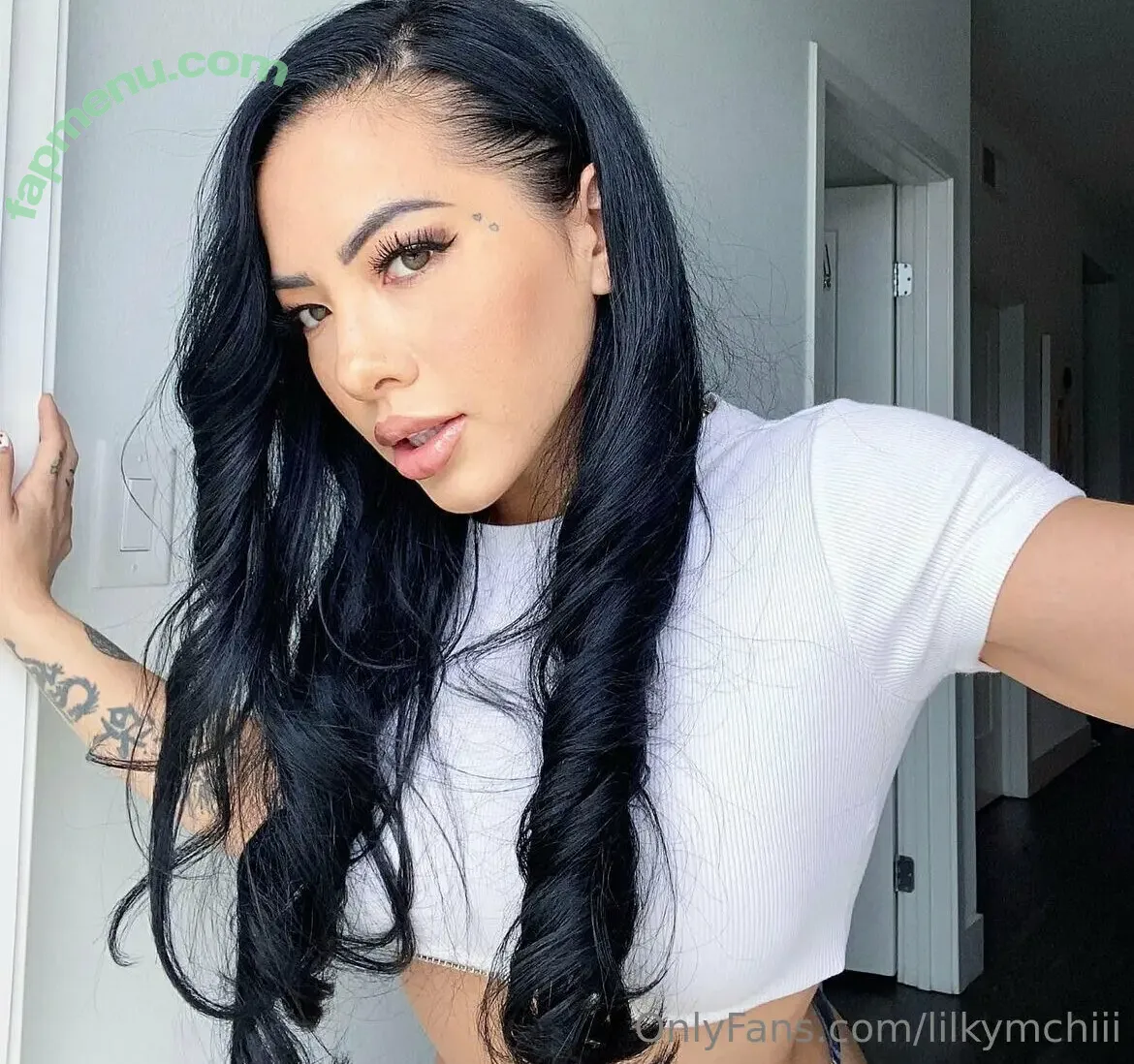 lilkymchiii nude photo #0004 (danellemfishback)