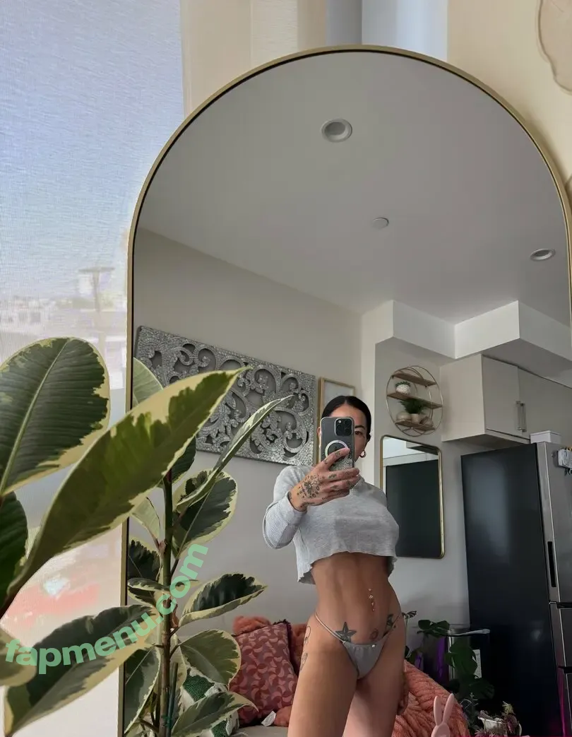 lilkymchiii nude photo #0103 (danellemfishback)