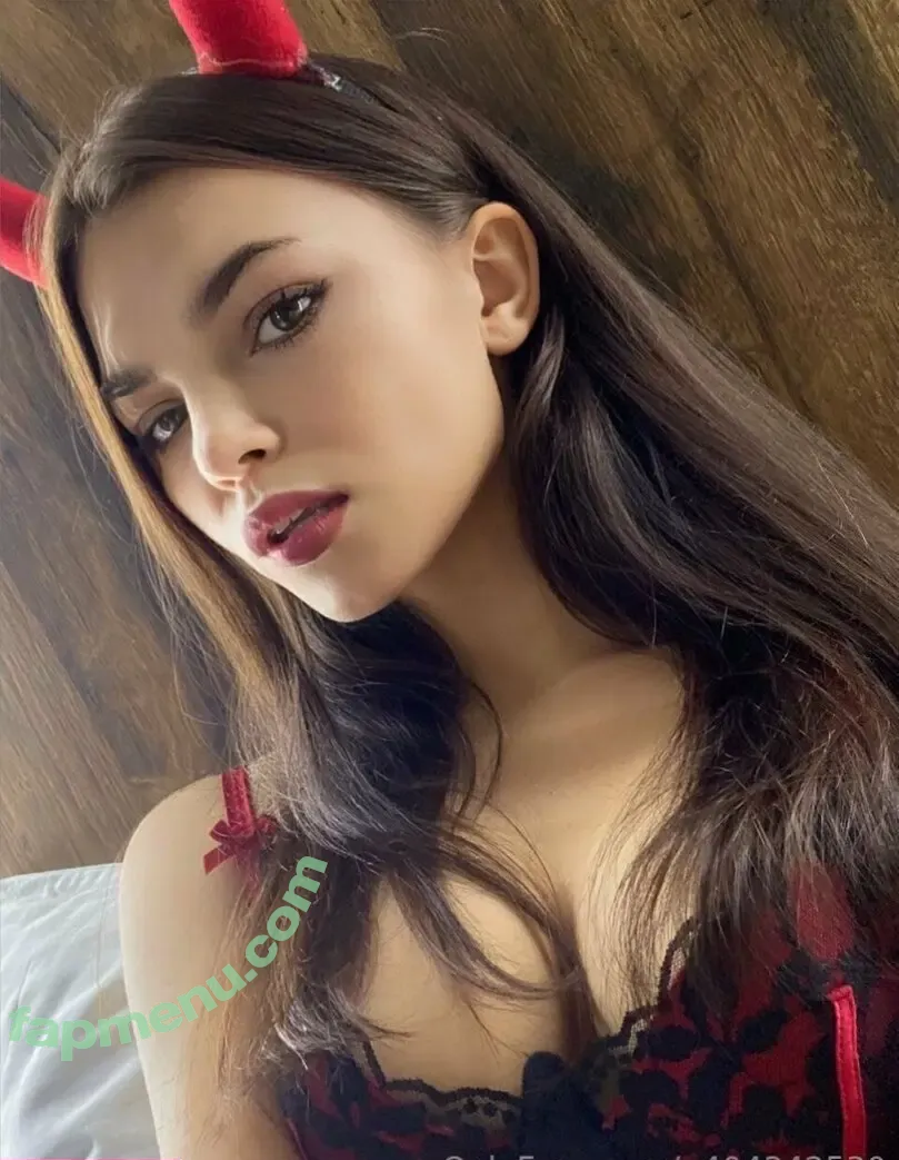 lilli.clark nude photo #0153 (lilli_clark)
