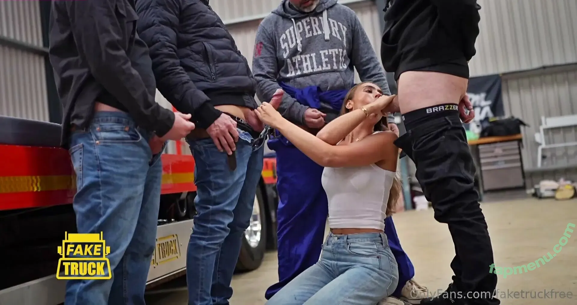 Lillian Phillips nude photo #0183 (lilydaisyphillips / lilyphillip_s)