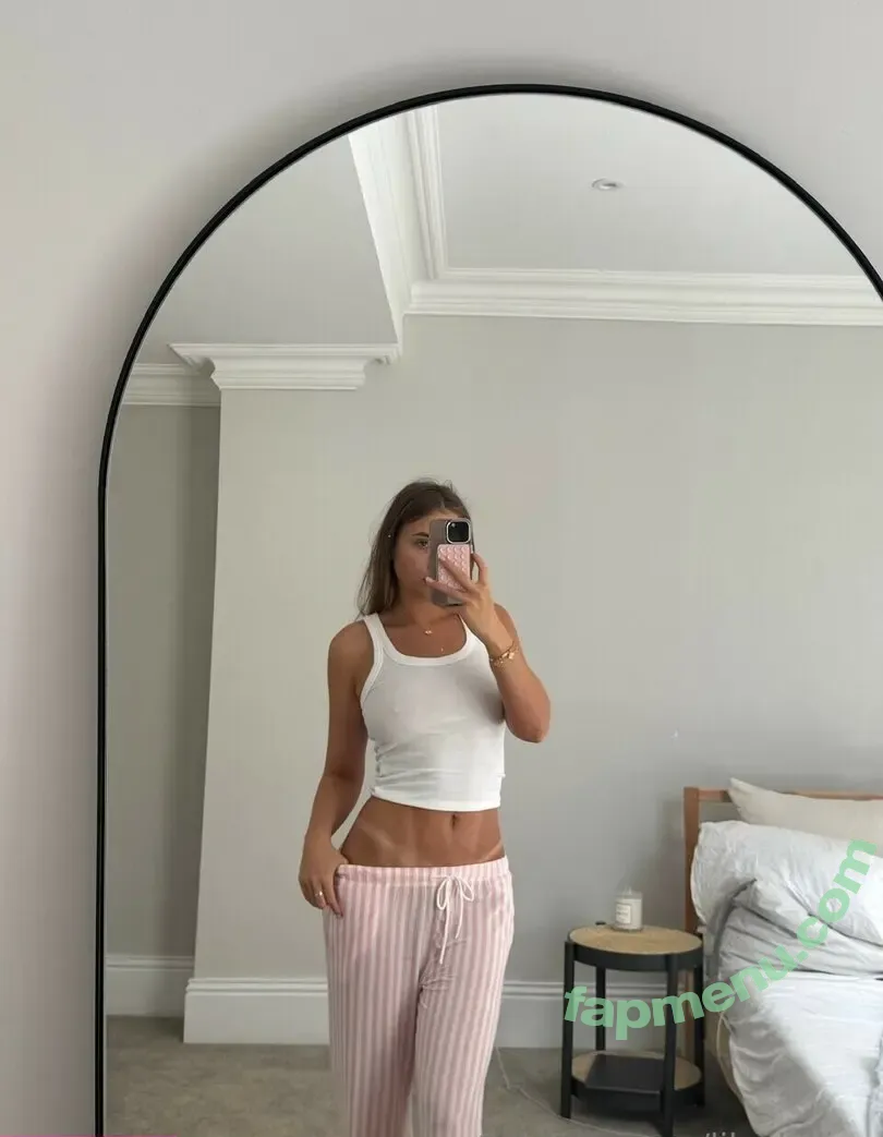 Lillian Phillips nude photo #0214 (lilydaisyphillips / lilyphillip_s)