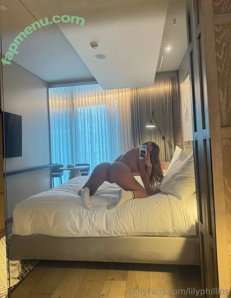 Lillian Phillips nude photo #0384 (lillianphillips / lilydaisyphillips / lilyphillip_s)