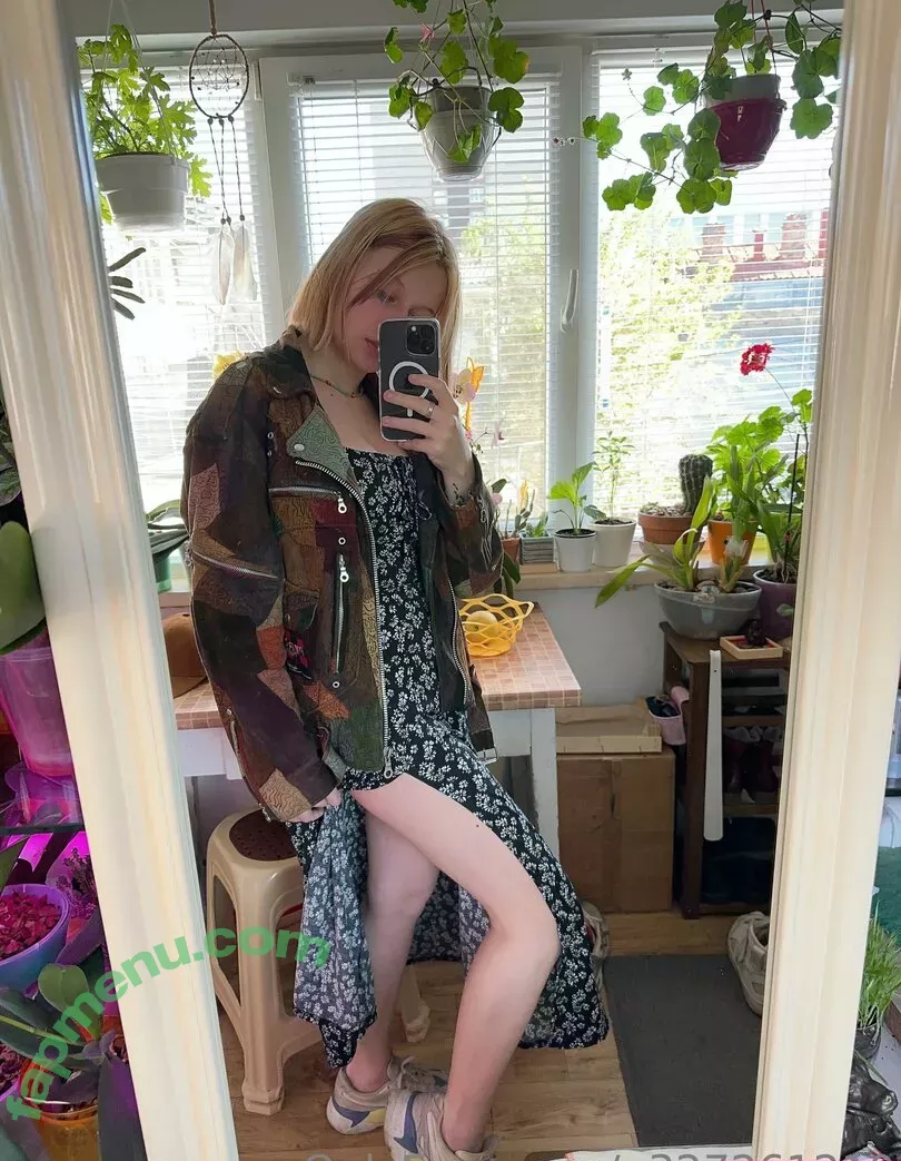 lillie_france nude photo #0044 (lillie_french)