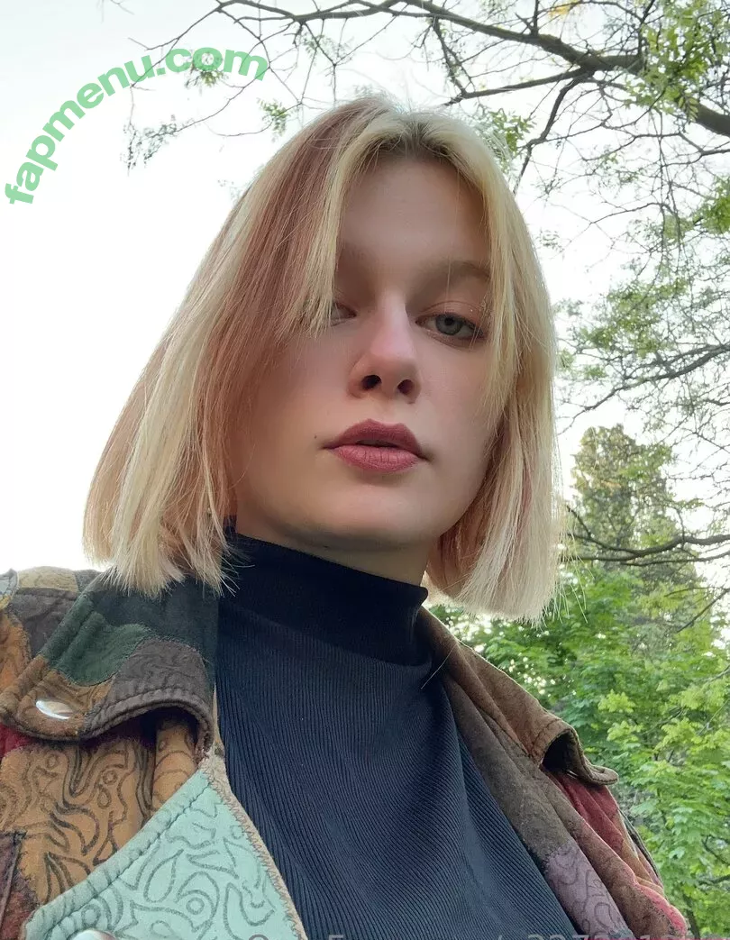 lillie_france nude photo #0068 (lillie_french)