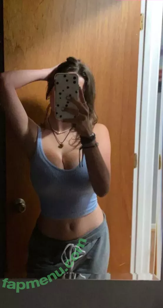 Lillie Goldman nude photo #0058 (lilliegoldman__)