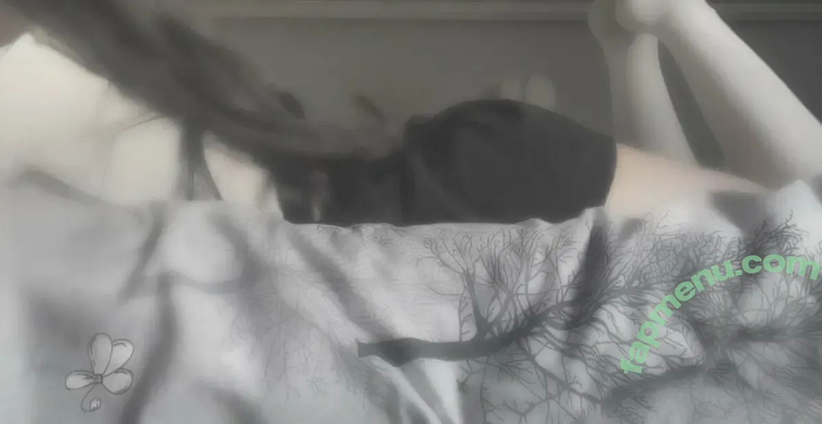 Lilliiepop nude photo #0019 (lilliepopmusic)