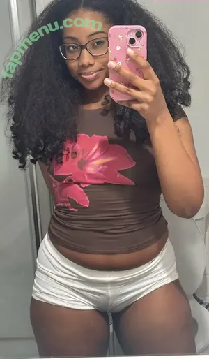 Lillipie101 nude photo #0048