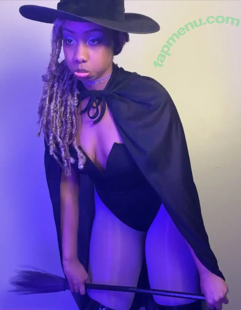 Lillipie101 nude photo #0081 (Lillipie101)