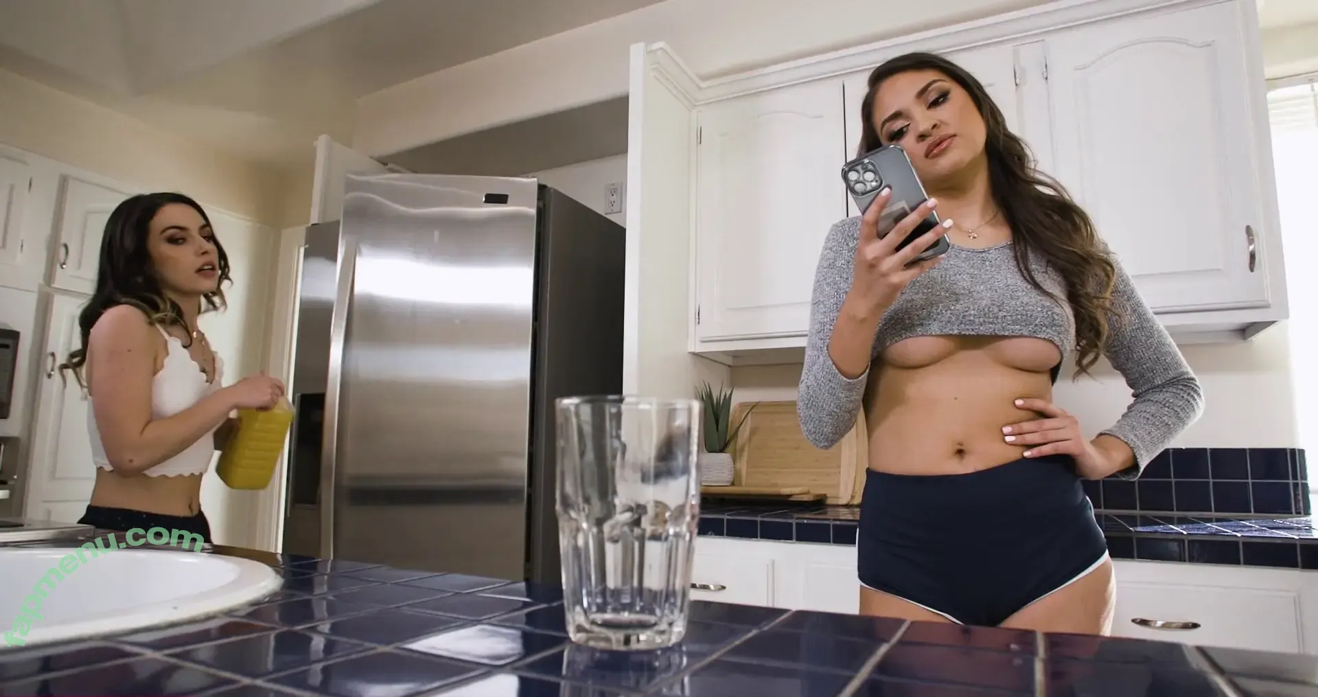 Lilly Bell nude photo #0255 (bellofthe_ball / lilly_bellxxx / lillybell2point0)