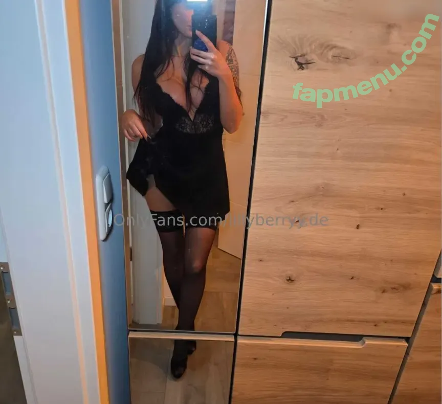 Lilly Berryy nude photo #0006 (Lilly Berryy)