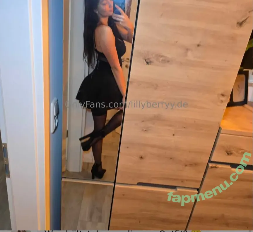 Lilly Berryy nude photo #0007 (Lilly Berryy)