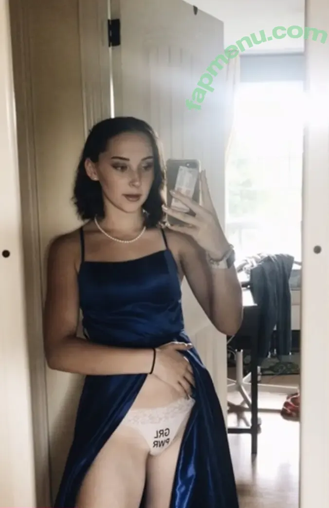 Lilly Breton nude photo #0006 (LillyAnneB / Lillyb23 / lillybreton)