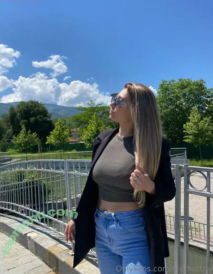 lilly_hot_toy nude photo #0013 (lillytoy)