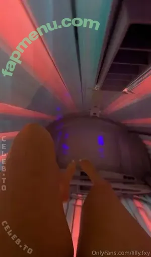 lilly.lamour / lilly.lamr nude photo #0016