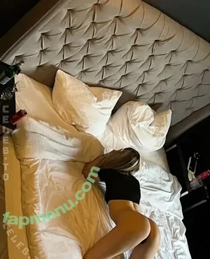 lilly.lamour / lilly.lamr nude photo #0027