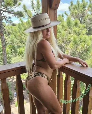 lilly_quinn / lilly.quinn nude photo #0021