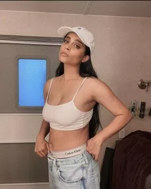 Lilly Singh / lilly nude photo #0003