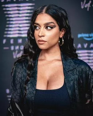 Lilly Singh / lilly nude photo #0054