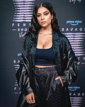 Lilly Singh / lilly nude photo #0055