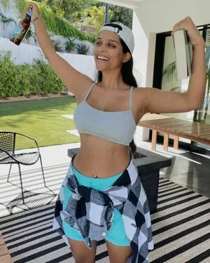 Lilly Singh / lilly nude photo #0060