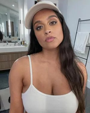 Lilly Singh / lilly nude photo #0062