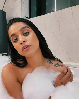 Lilly Singh / lilly nude photo #0065