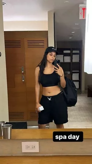 Lilly Singh / lilly nude photo #0075