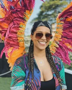 Lilly Singh / lilly nude photo #0085
