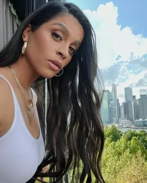 Lilly Singh / lilly nude photo #0105