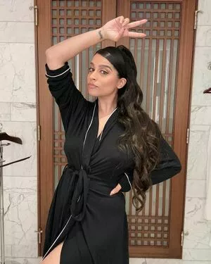 Lilly Singh / lilly nude photo #0112