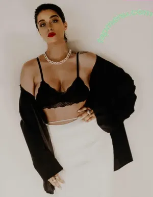 Lilly Singh / lilly nude photo #0292