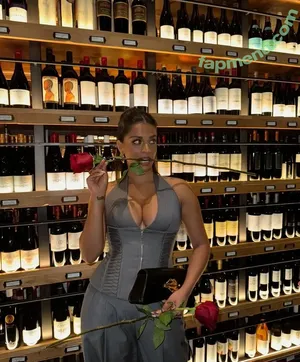 Lilly Singh / lilly nude photo #0332